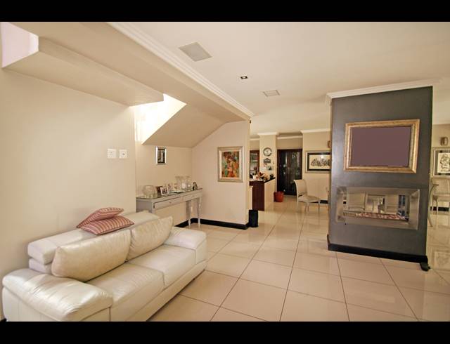 4 BEDROOM HOUSE FOR SALE IN WOODMEAD